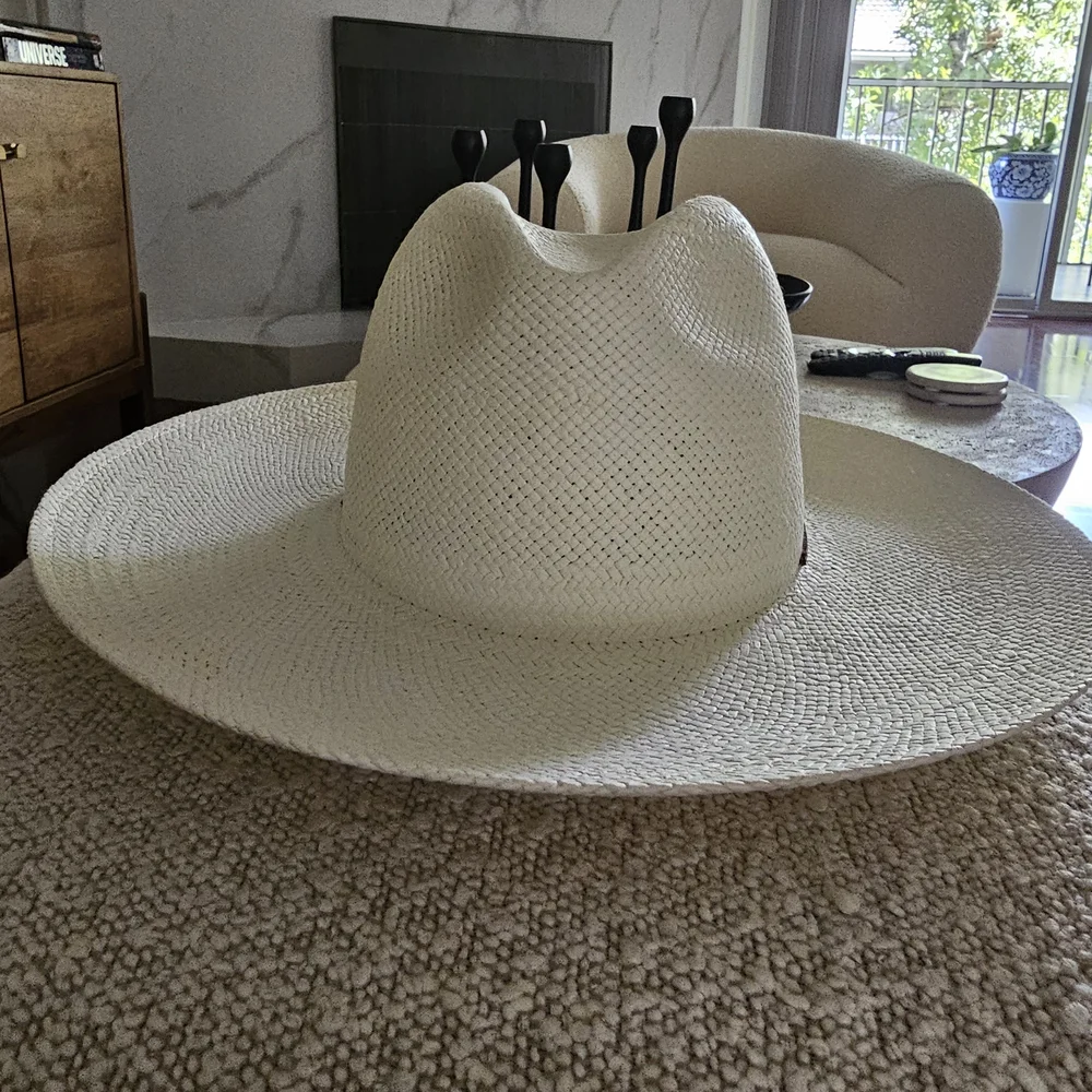 $287 Janessa Leone Calvin Packable Straw Hat In White Size M - Picture 4 of 12